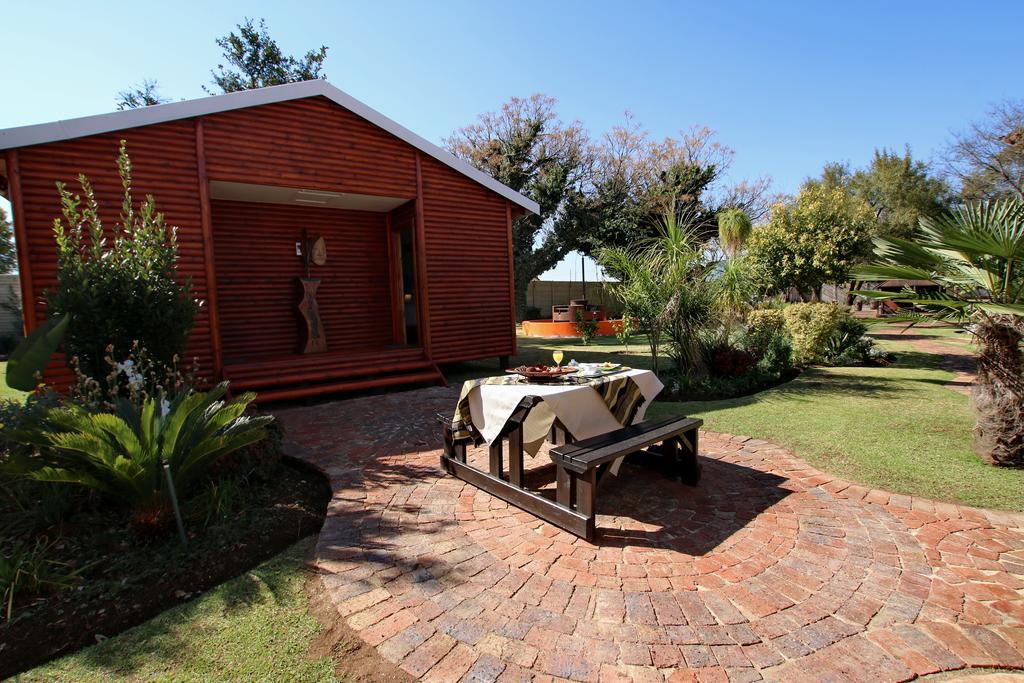 Summer Garden Guest House Benoni Exteriör bild